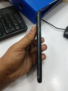 I am selling Infinix smart HD 2/32