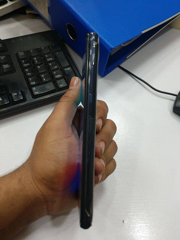 I am selling Infinix smart HD 2/32 1