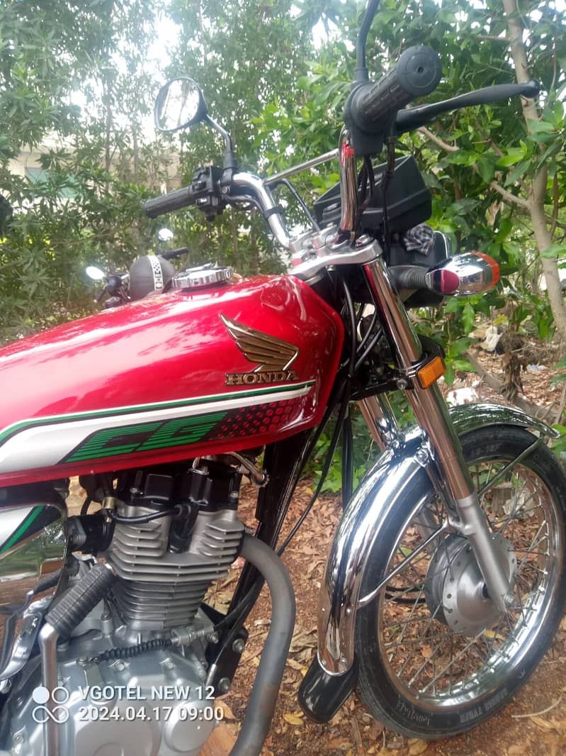 Honda CG125 motorcycle 1