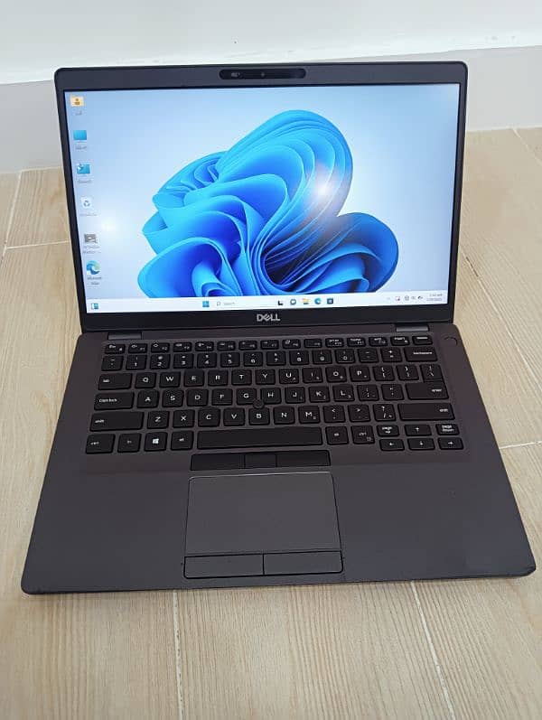 Dell Latitude 5400 i5 8th 16/256 0