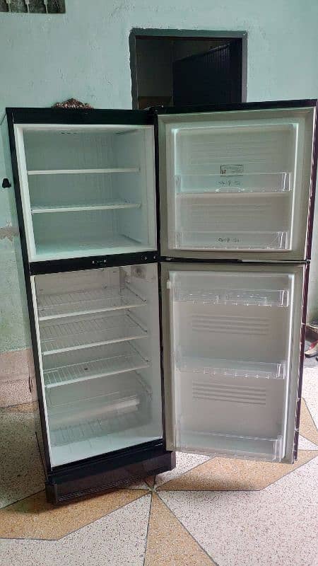 PEL Double Door Fridge for Sale Details in Description 3