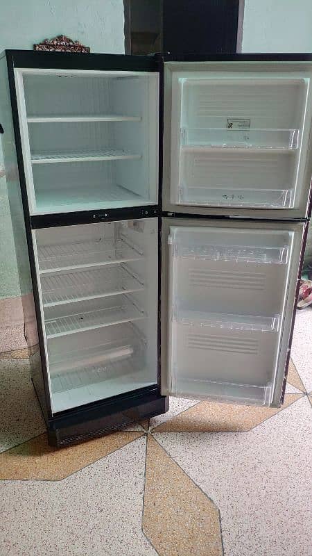 PEL Double Door Fridge for Sale Details in Description 5