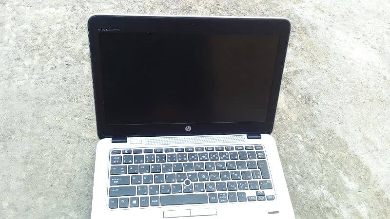 HP LIPTOP A8 3