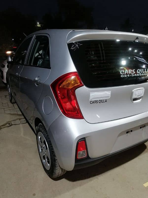 KIA Picanto 2023 silver & white automatic both available for sale 12