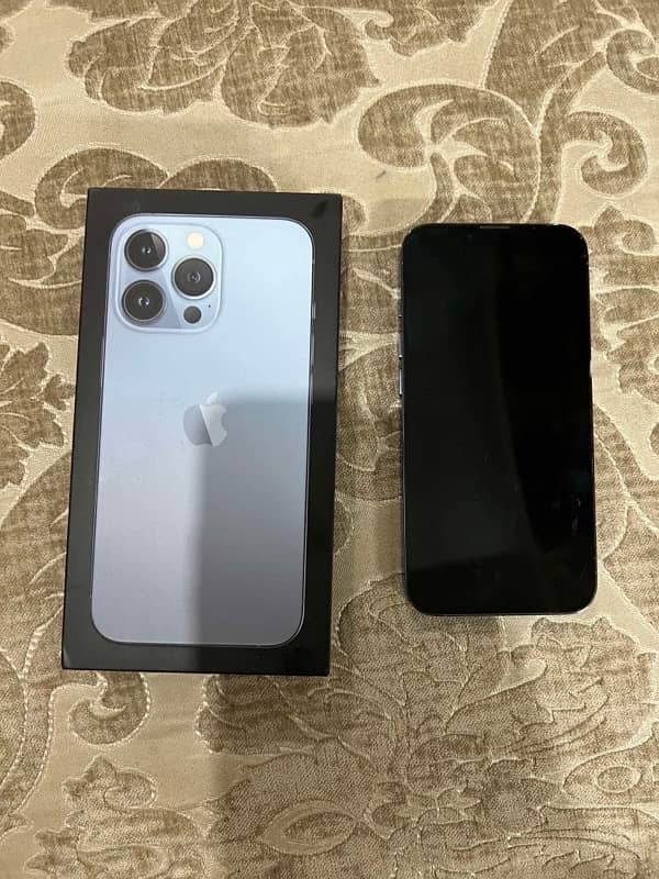 IPhone 13 pro 256gb factory unlock with box 0