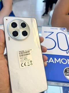 Tecno Camon 30