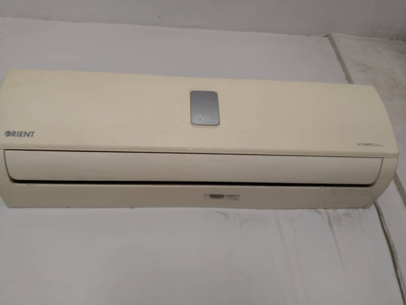 Selling Orient split AC 0