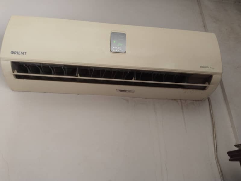 Selling Orient split AC 4