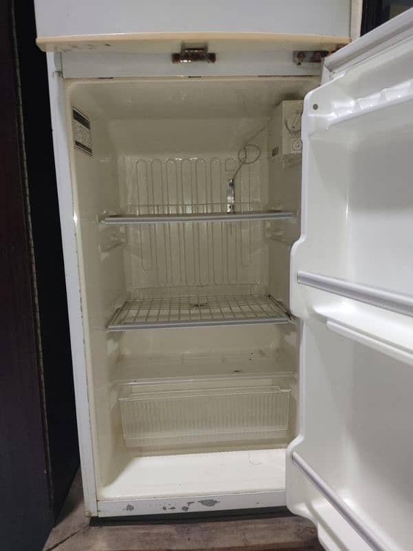 Saudi imported Fridge 2