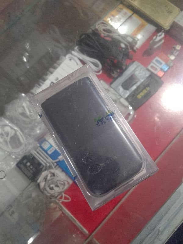 Nokia 2720flip dual sim box pack 3