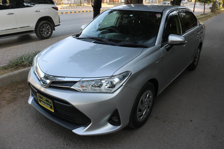 Toyota corolla axio  2020 8