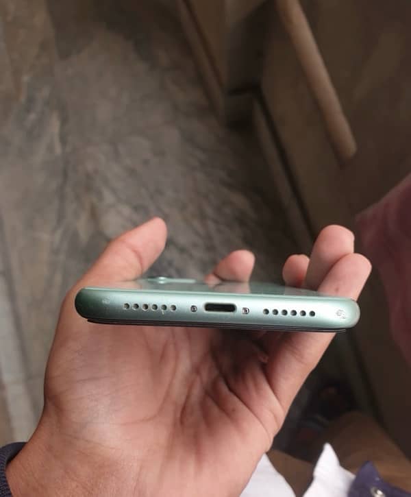 Iphone 11 non pta 4