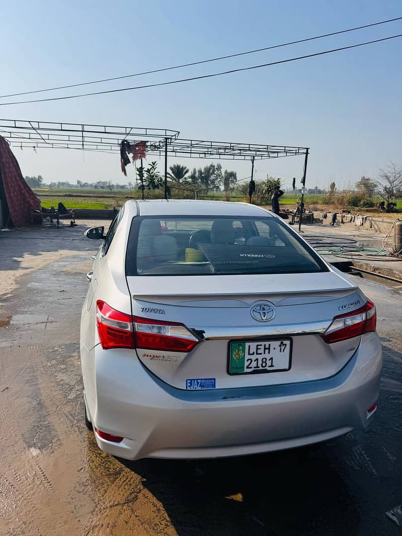 Toyota Corolla GLI Automatic 2017 Model Good Condition 6