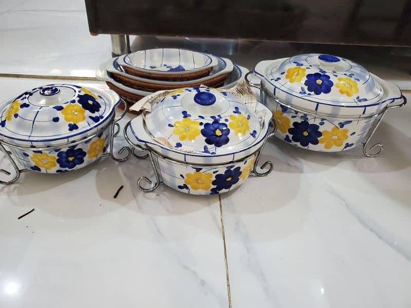 2×serving dishes set 3