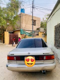 Nissan Sunny 1993