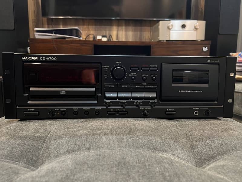 TASCAM CD-A700 CD Player / Cassette Combination Deck 2