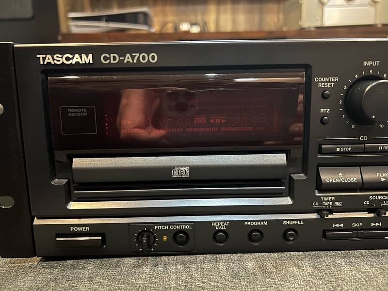 TASCAM CD-A700 CD Player / Cassette Combination Deck 4