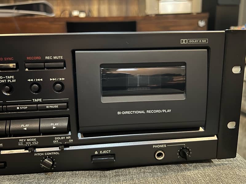 TASCAM CD-A700 CD Player / Cassette Combination Deck 5