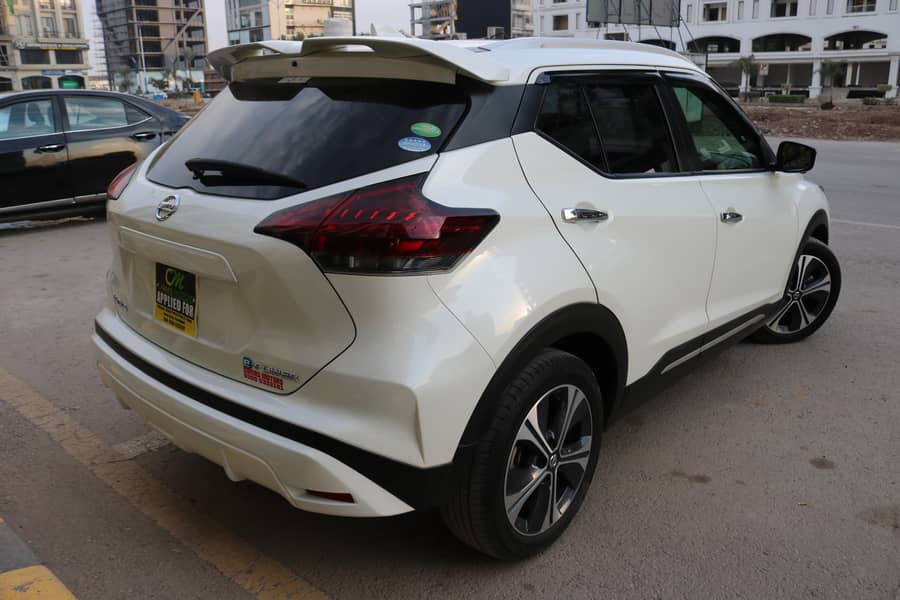 Nissan Kicks 2023 2