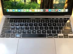 M1 mac book pro 13 inch