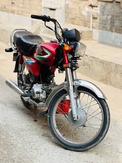 HONDA CD 70 2015/2016 model