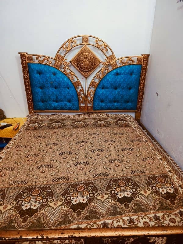 double bed for sale in good condition 1