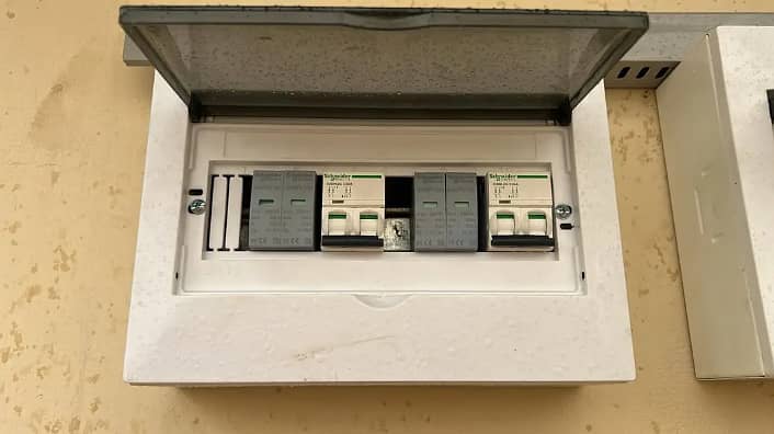 Solar Inverter | Complete Solar Solution | Solar Installation 2
