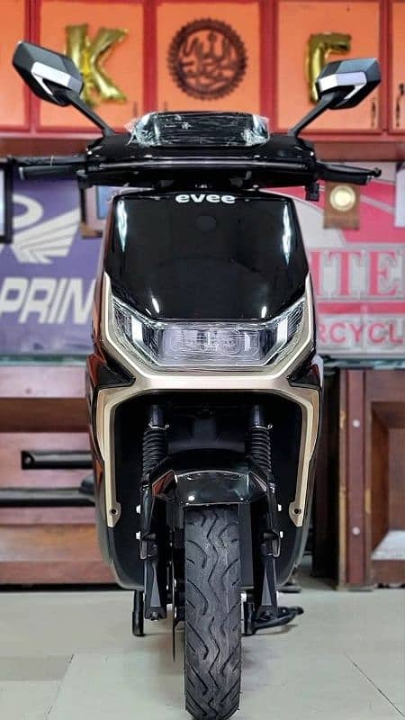 Evee Gen-Z Electric Scooty 3