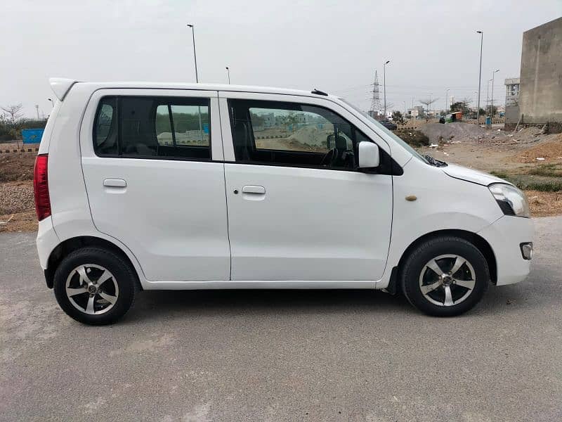 Suzuki Wagon R 2018 4