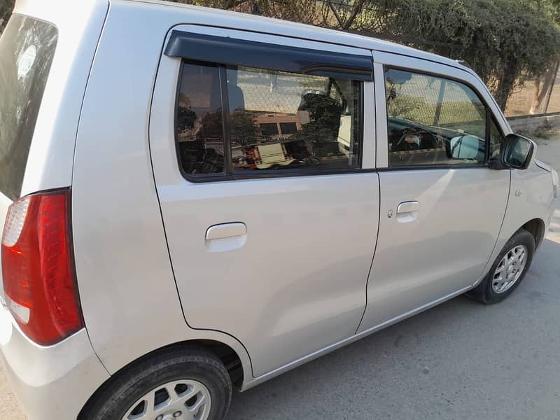 Suzuki Wagon R 2019 1