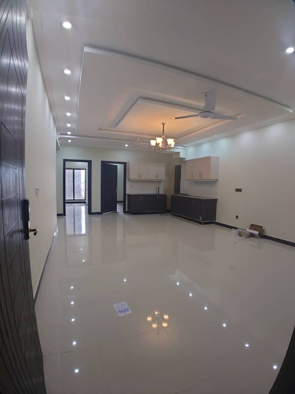 E11 Madina Tower 2Bed TVL Apartment For Rent 0