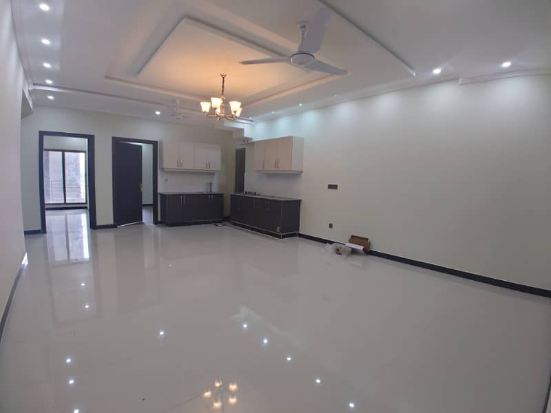 E11 Madina Tower 2Bed TVL Apartment For Rent 2