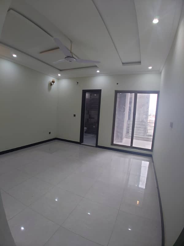 E11 Madina Tower 2Bed TVL Apartment For Rent 12