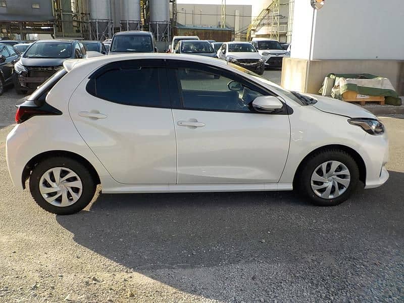 Toyota Yaris 2022 9