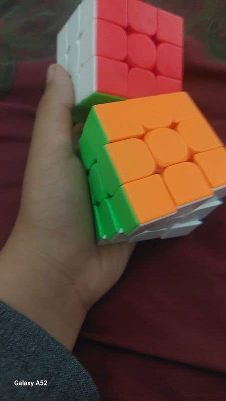 RUBICKS CUBE 3X3 2