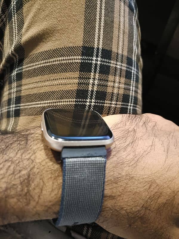 Fitbit versa 2 1