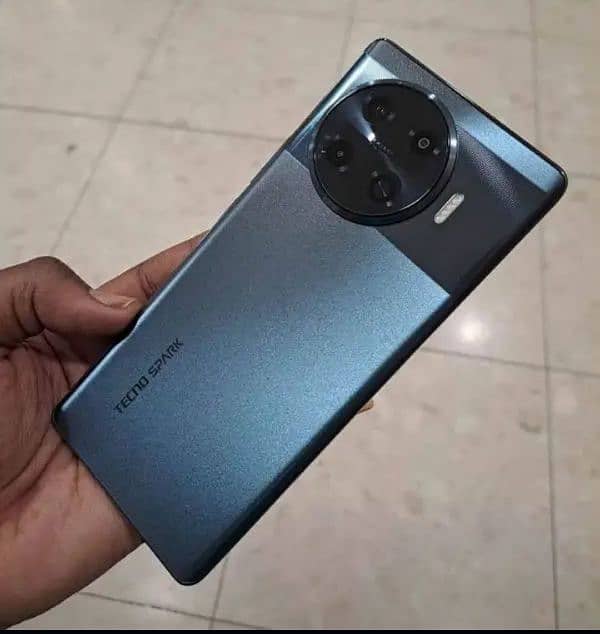 Tecno spark 20 pro plus 0