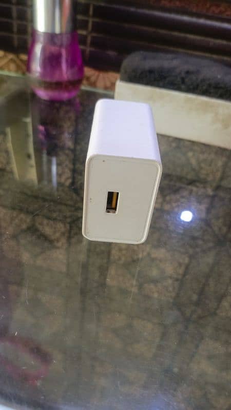 realme original charger 18 watt ka box wala 3