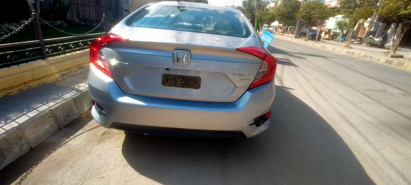 Honda Civic VTi Oriel Prosmatec 2019 14