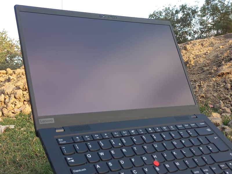 Laptop lenovo x1 carbon core i5 8th gen 16gb ram | Touch Screen 2