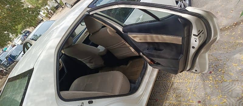 Toyota Corolla Altis Automatic 2016 1st Owner 8