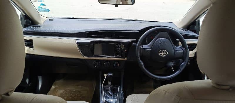 Toyota Corolla Altis Automatic 2016 1st Owner 10