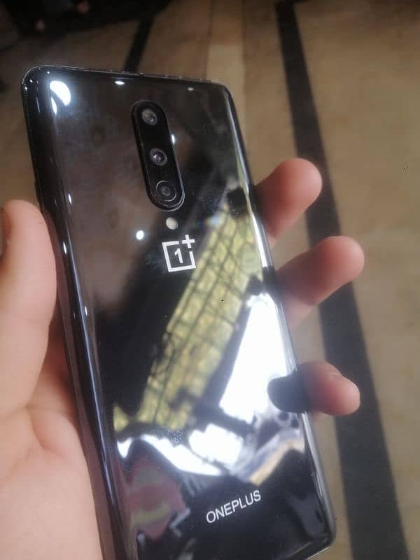 oneplus 8 condition 10 by 8.5 all ok Single sim approved 8/128 0