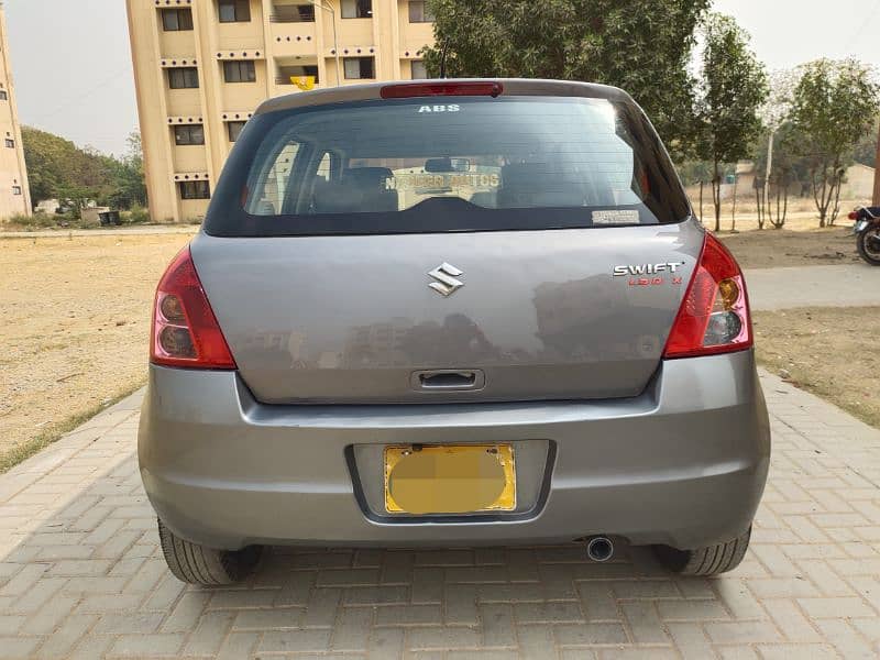 Suzuki Swift 2011 5