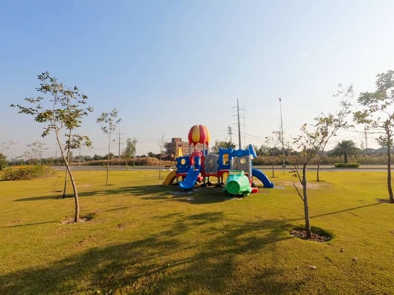 Ideally Located Commercial Plot Of 8 Marla Is Available For Sale In Lahore 13