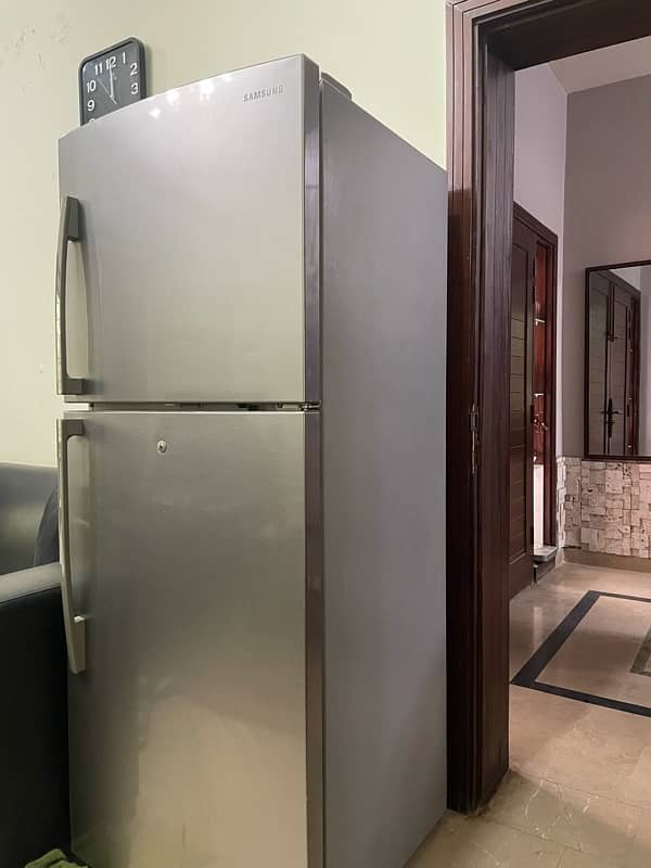 Samsung fridge Large 2