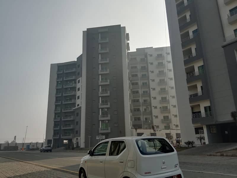 Luxurious 10-Marla Three-Bedroom Apartment Available For Sale In Sector-S, Askari-10, Lahore 0