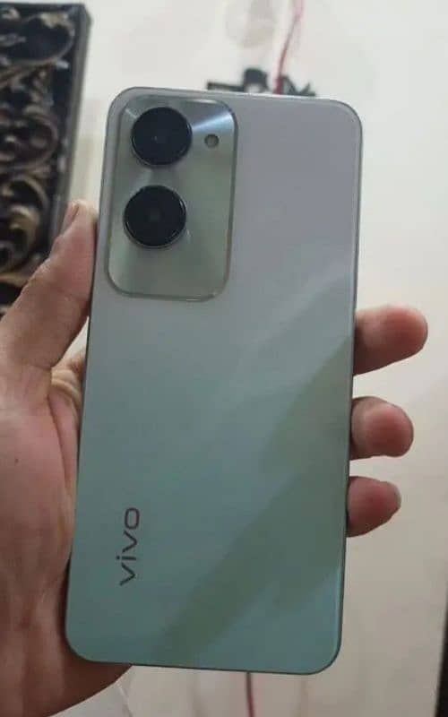 Vivo y 18 5