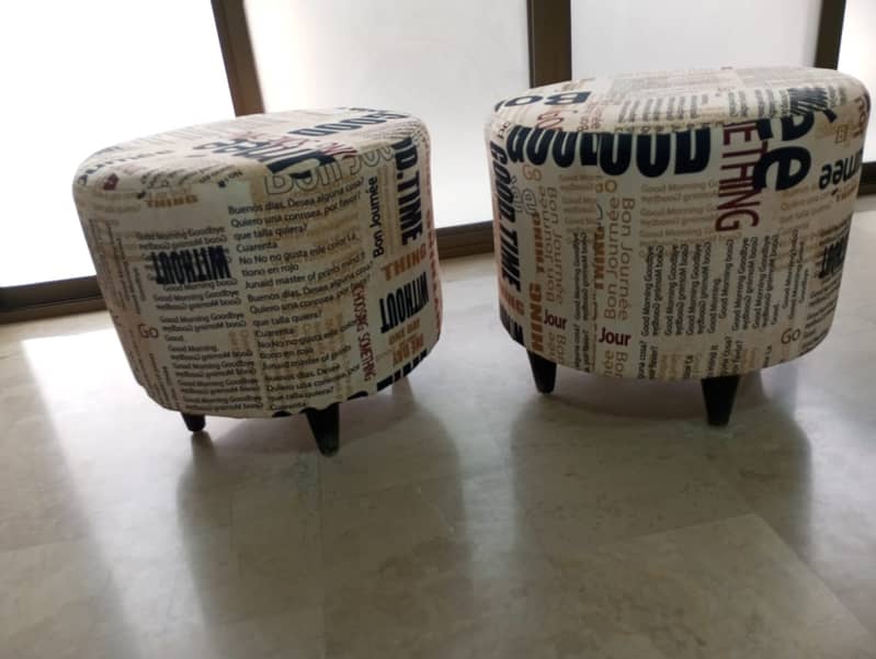 Foot stools, pouffe 0