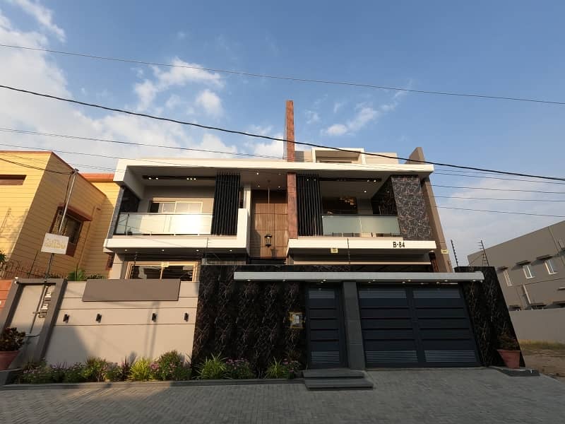 Prime Location House For sale In Beautiful Gulshan-e-Maymar - Sector W 2